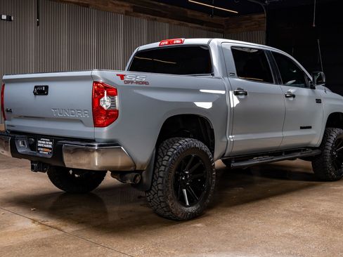 Used 2019 Toyota Tundra SR5 image 10