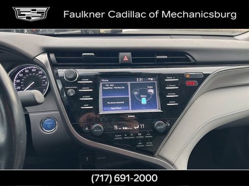Used 2020 Toyota Camry SE image 18
