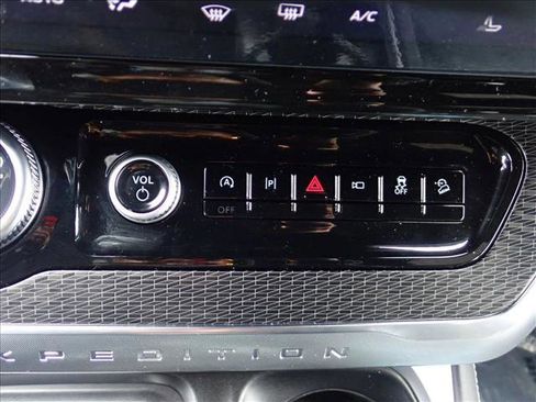 New 2026 Ford Expedition Max Platinum w/ Stealth Performance Package image 19