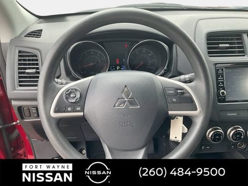 Used 2024 Mitsubishi Outlander Sport ES AWD/4WD image 19