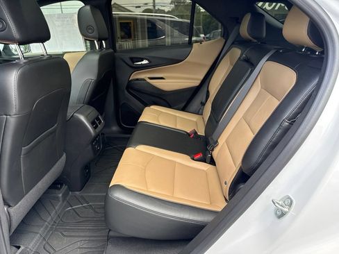 Used 2023 Chevrolet Equinox Premier FWD image 25