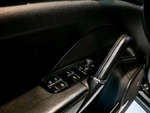 Used 2016 Porsche Cayenne image 16