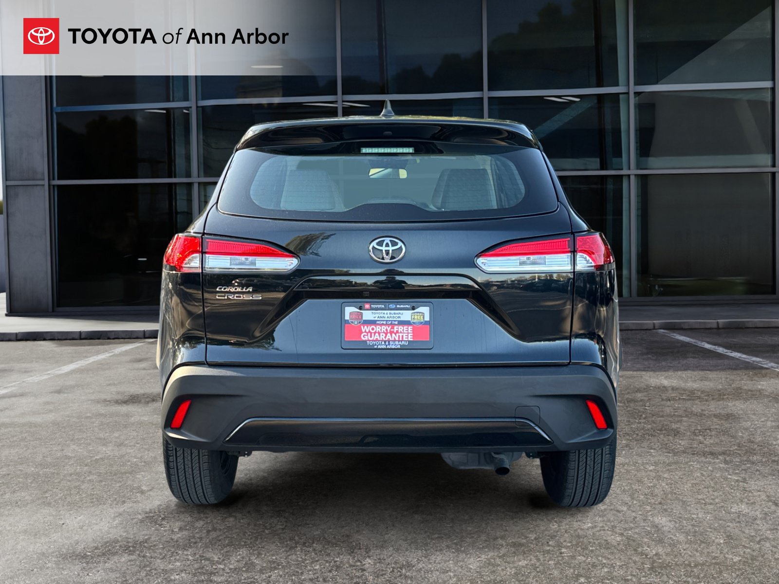 Used 2023 Toyota Corolla Cross L FWD image 9