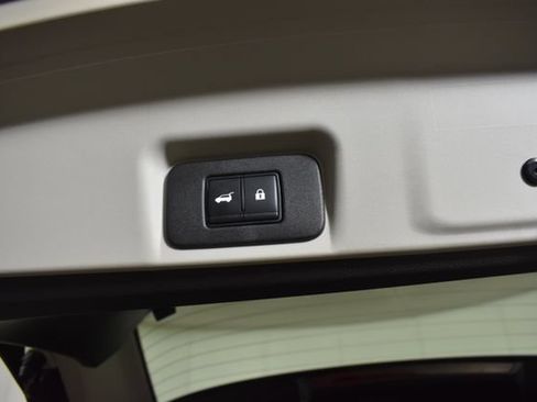 Certified 2023 Nissan Ariya AWD/4WD image 30