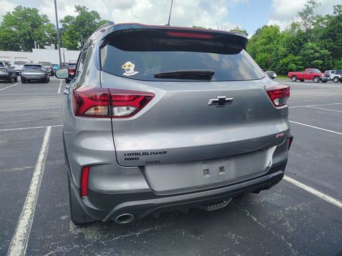 Used 2023 Chevrolet TrailBlazer RS w/ Sun and Liftgate Package AWD/4WD image 6