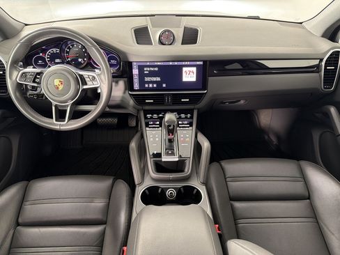 Certified 2021 Porsche Cayenne w/ Premium Package AWD/4WD image 16