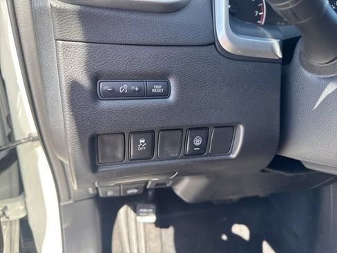 Used 2024 Nissan Murano SV w/ SV Midnight Edition Package AWD/4WD image 18