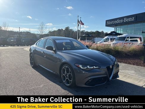 Used 2024 Alfa Romeo Giulia Ti image 1