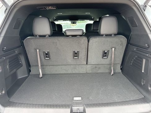 New 2026 Chevrolet Traverse LT w/ Driver Confidence Package FWD image 16