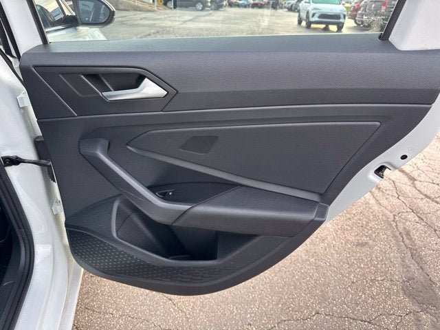 Used 2019 Volkswagen Jetta R-Line FWD image 22