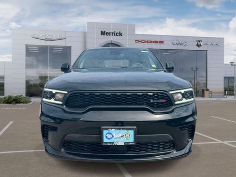 Used 2023 Dodge Durango GT AWD/4WD image 3