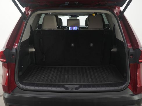 Used 2024 Toyota Grand Highlander Limited image 19