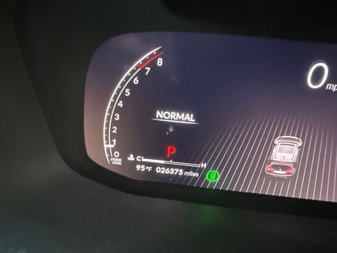Used 2024 Acura MDX FWD w/ Technology Package image 9