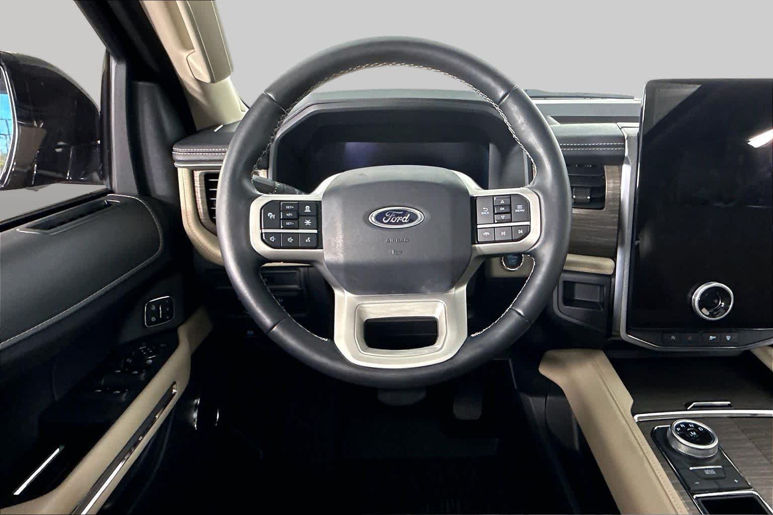 Used 2024 Ford Expedition Max Limited RWD image 6