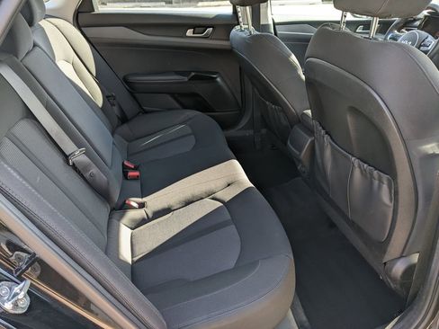 Used 2022 Kia K5 LXS FWD image 24