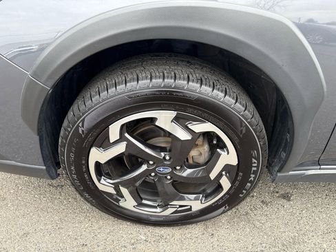 Used 2022 Subaru Crosstrek 2.5i Limited w/ Moonroof Package 2 image 8