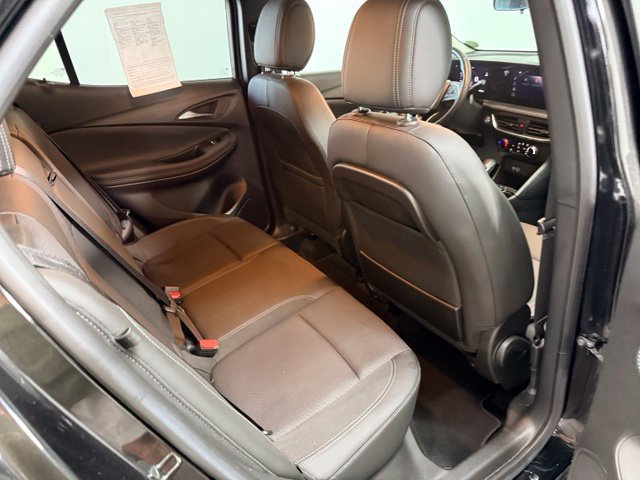 Used 2024 Buick Encore GX Preferred w/ Comfort Package FWD image 39