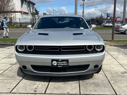 Used 2023 Dodge Challenger SXT RWD image 4