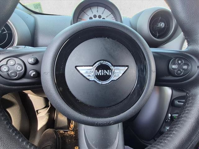 Used 2012 MINI Cooper Countryman FWD image 15