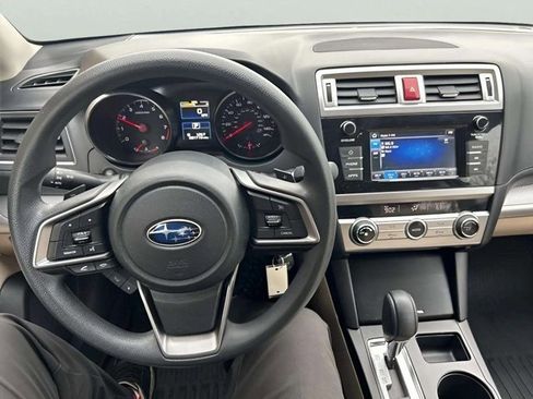 Used 2018 Subaru Outback 2.5i image 7