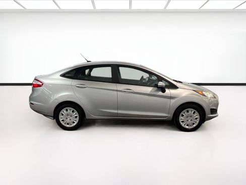 Used 2017 Ford Fiesta S FWD image 22