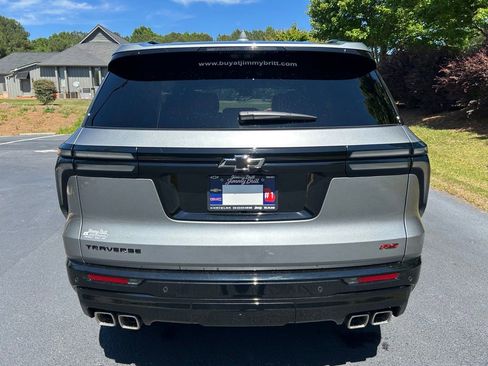 Certified 2026 Chevrolet Traverse RS FWD image 22