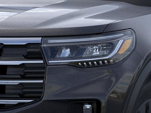New 2026 Ford Explorer Active w/ Active Comfort Package AWD/4WD image 18