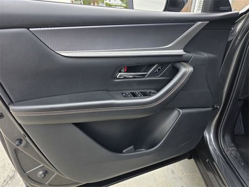 Used 2024 MAZDA CX-90 Plug-In Hybrid w/ Premium Pkg image 8