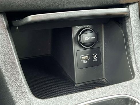 Used 2018 Hyundai Elantra GT Sport image 33