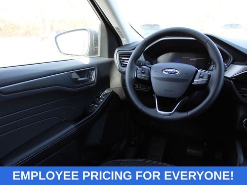 New 2026 Ford Escape Active w/ Cold Weather Package AWD/4WD image 9