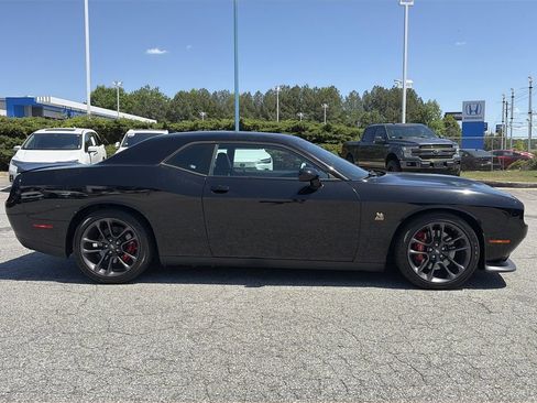 Used 2022 Dodge Challenger R/T Scat Pack w/ Plus Package RWD image 8