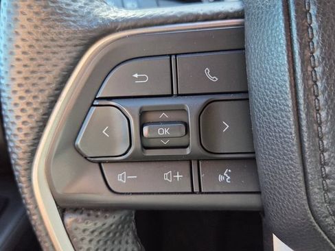 Used 2024 Toyota Tacoma TRD Sport AWD/4WD image 26