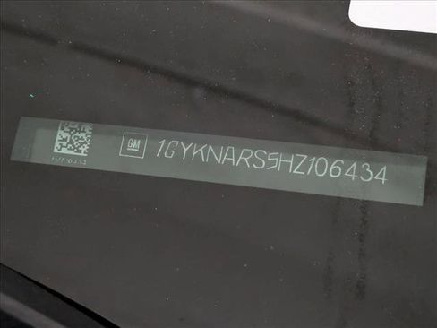 Used 2017 Cadillac XT5 FWD image 25
