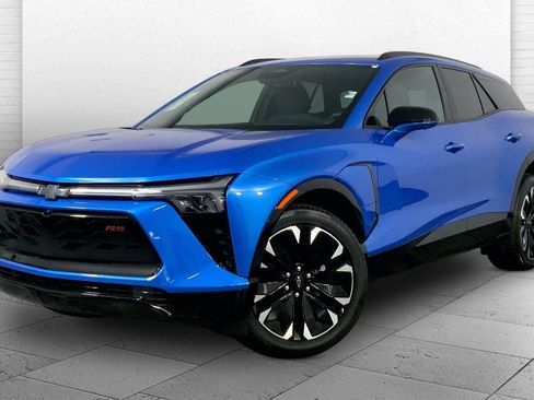 Used 2025 Chevrolet Blazer EV RS AWD/4WD image 13