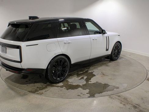 New 2026 Land Rover Range Rover Long Wheelbase SE AWD/4WD image 5