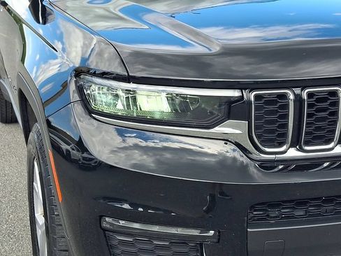 Used 2021 Jeep Grand Cherokee L Limited AWD/4WD image 9