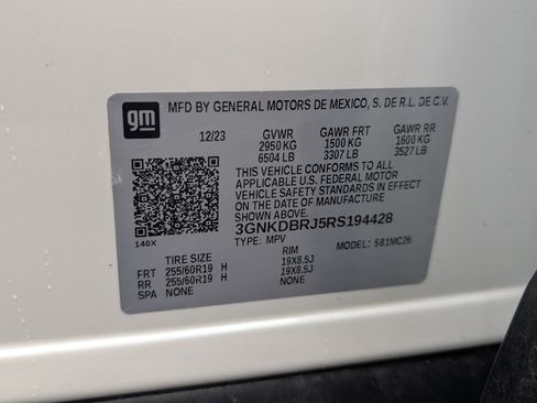 Used 2024 Chevrolet Blazer EV LT AWD/4WD image 38