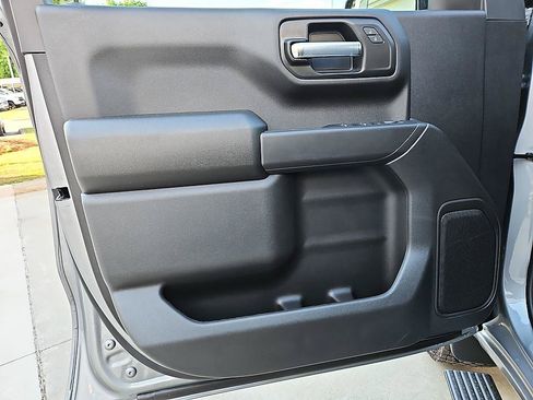New 2026 Chevrolet Silverado 1500 Custom Trail Boss w/ LPO, Dark Essentials Package AWD/4WD image 13
