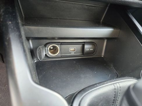 Used 2021 Kia Soul LX image 25