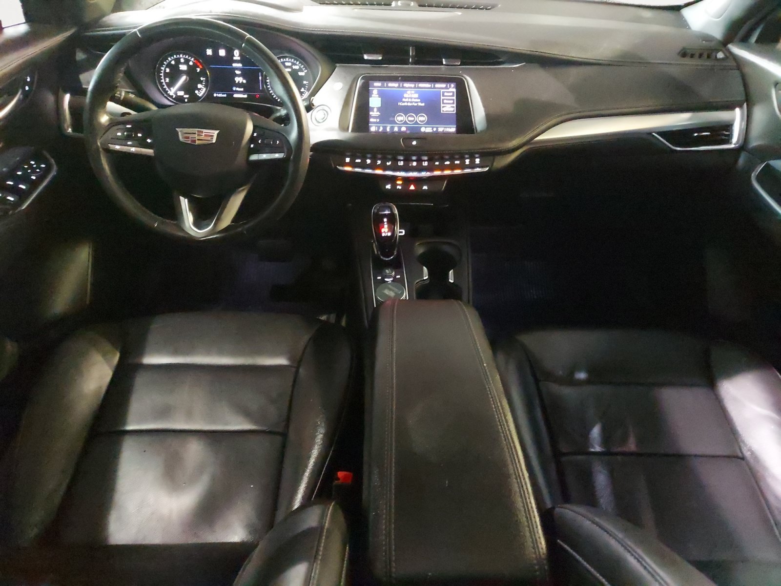 Used 2022 Cadillac XT4 Premium Luxury w/ LPO, Radiant Package AWD/4WD image 3