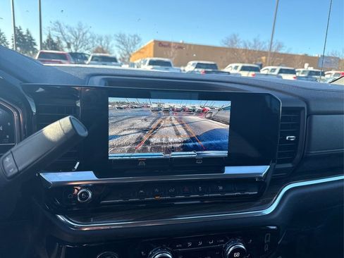 Used 2024 GMC Sierra 1500 Elevation image 40