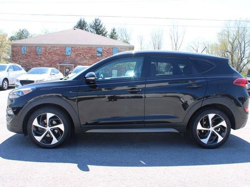 Used 2016 Hyundai Tucson Sport image 5
