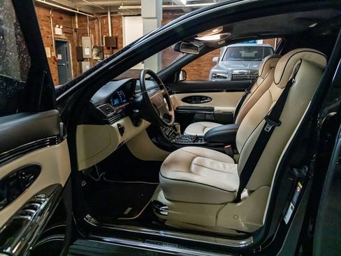 Used 2009 Maybach 62 S RWD image 81