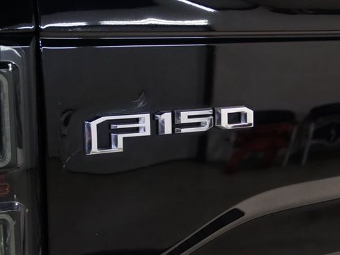 Used 2016 Ford F150 XLT w/ Equipment Group 302A Luxury AWD/4WD image 11