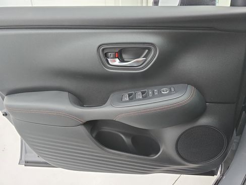 Certified 2025 Honda HR-V Sport image 26