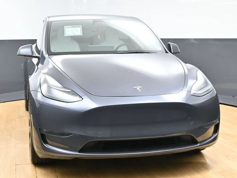 Used 2023 Tesla Model Y Long Range AWD/4WD image 52