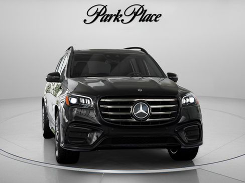 New 2026 Mercedes-Benz GLS 450 4MATIC image 35