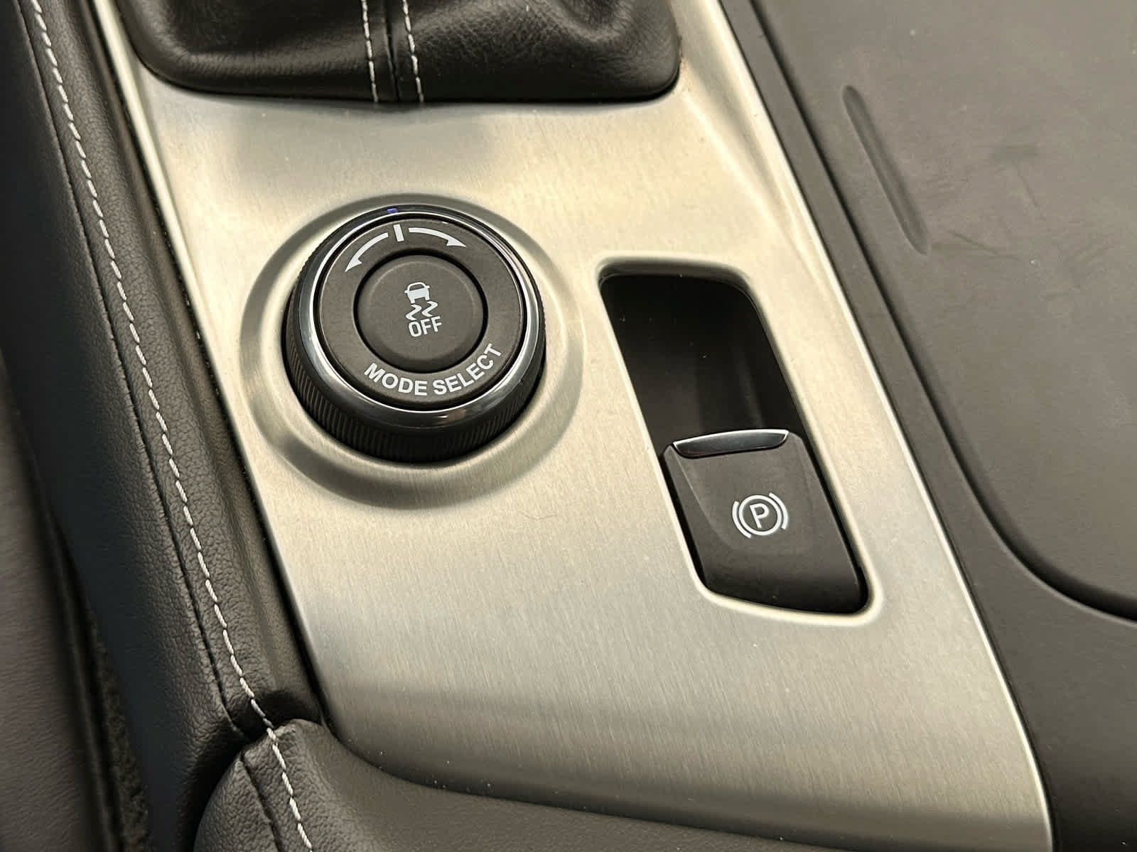 Used 2015 Chevrolet Corvette Z06 RWD image 23
