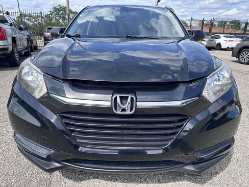 Used 2016 Honda HR-V LX image 29