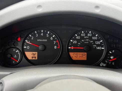 Used 2020 Nissan Frontier SV image 20